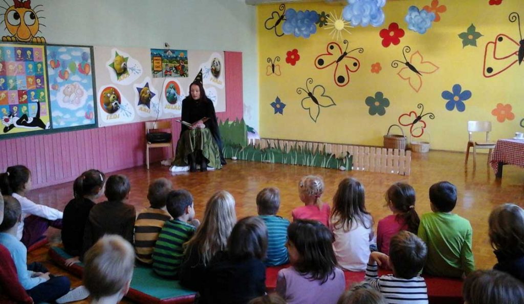 ‘REPA VELIKANKA’ V ENOTI ZMAJČEK