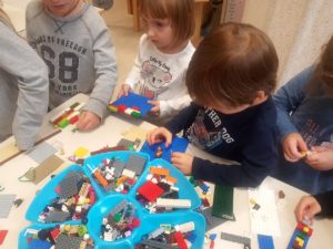 Nove kocke