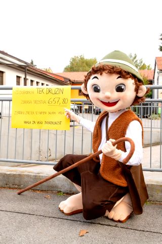 9. DOBRODELNI TEK DRUŽIN - foto utrinki